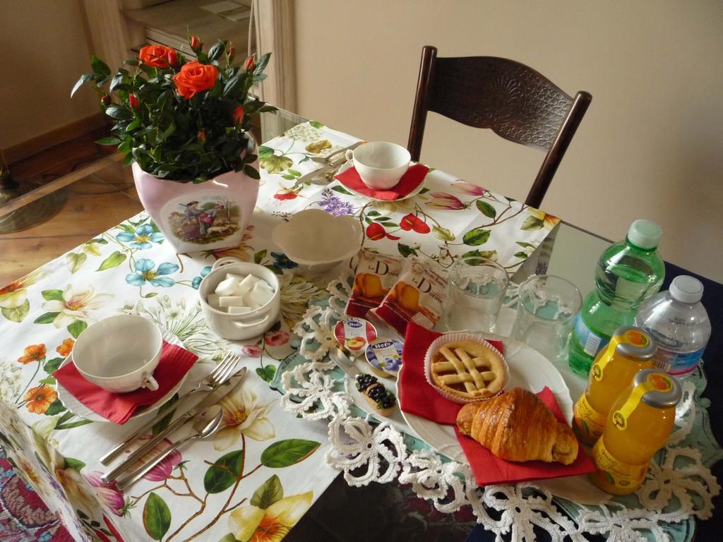 Madama Cristina Bed & Breakfast Torino Kültér fotó
