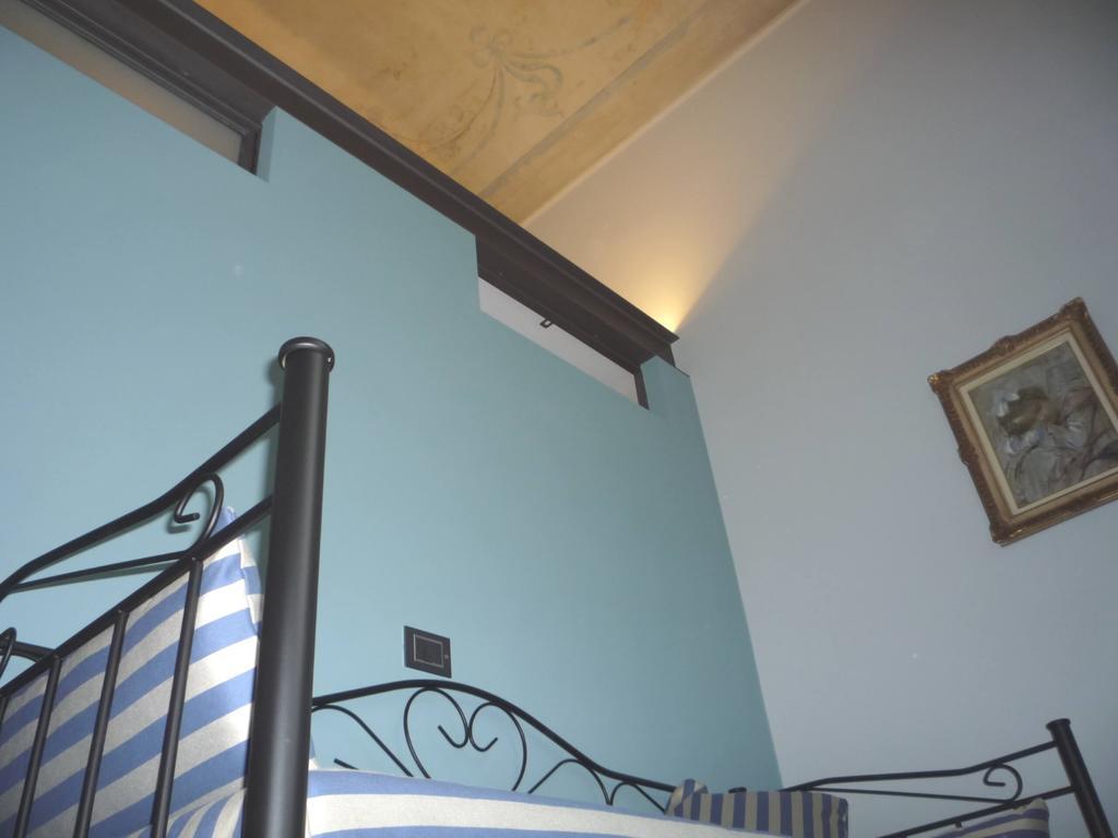 Madama Cristina Bed & Breakfast Torino Szoba fotó