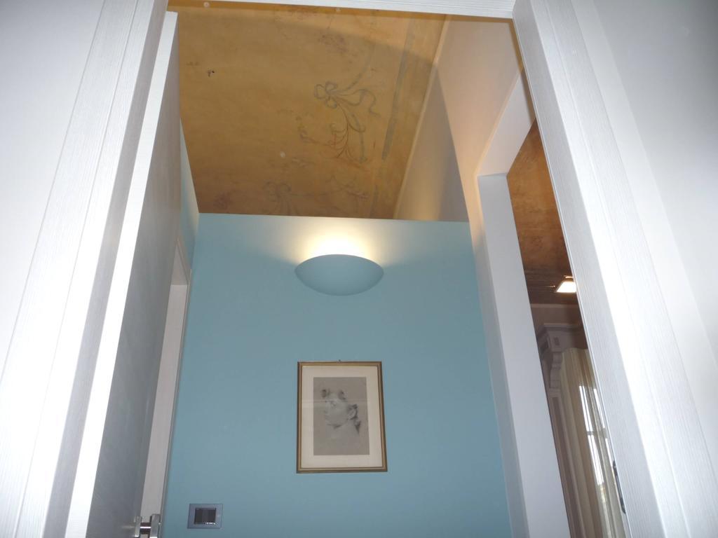 Madama Cristina Bed & Breakfast Torino Szoba fotó