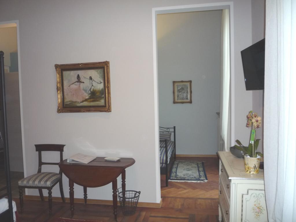 Madama Cristina Bed & Breakfast Torino Szoba fotó