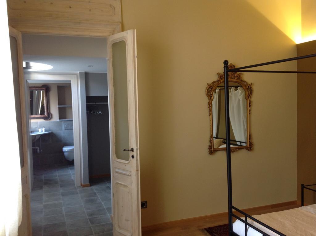 Madama Cristina Bed & Breakfast Torino Szoba fotó