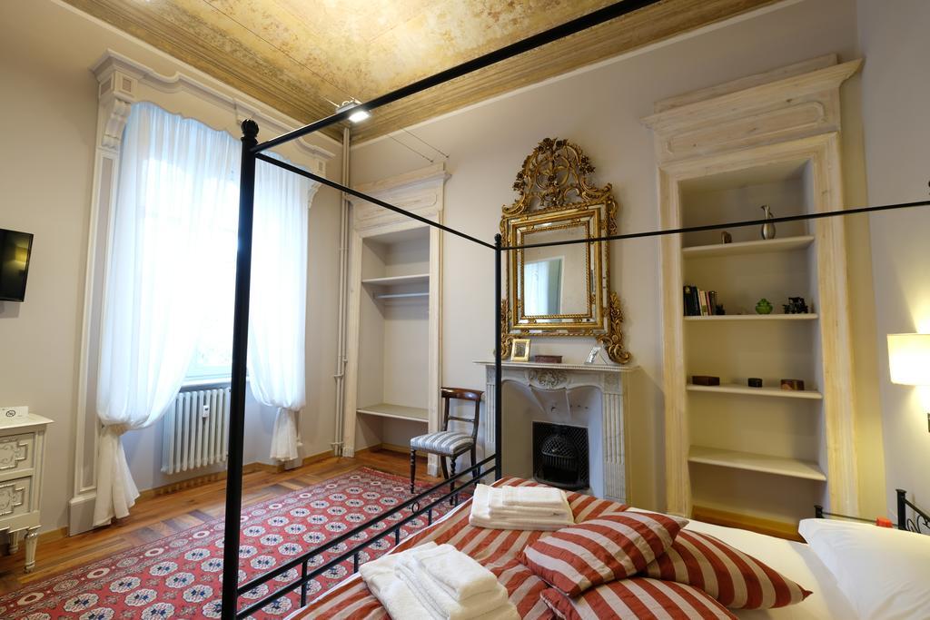 Madama Cristina Bed & Breakfast Torino Kültér fotó